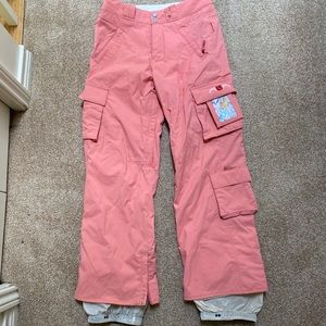 XS Burton ski/snowboard pants excellent condition used once salmon color